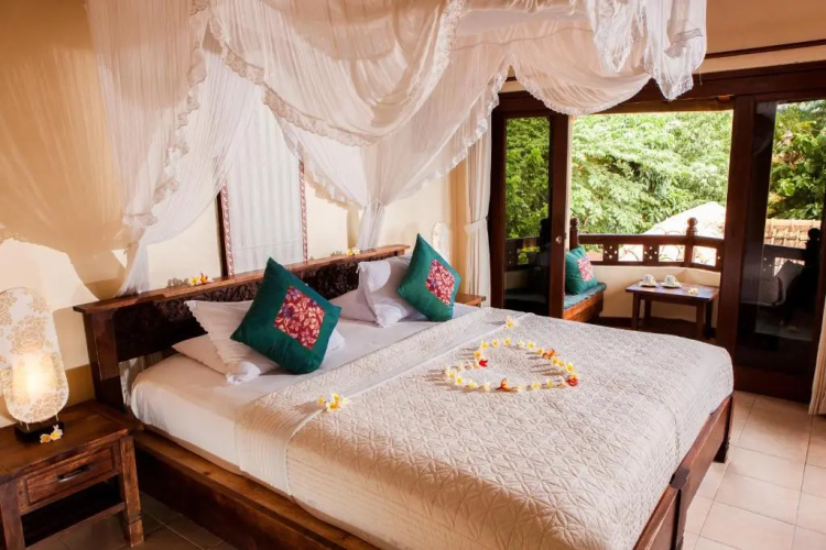 Blue Moon Villas