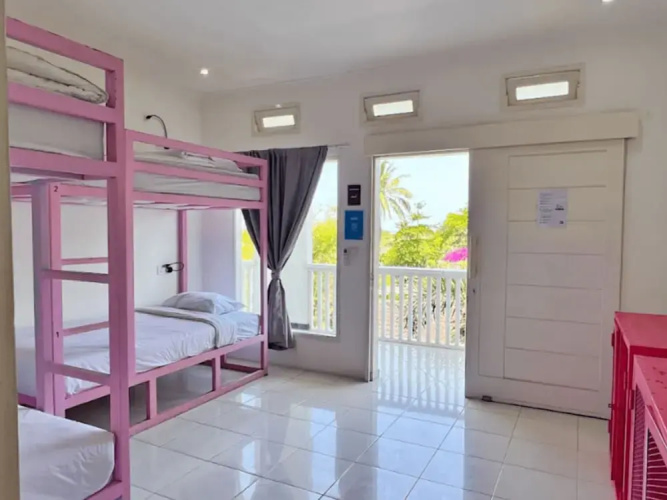 Mad Monkey Kuta Lombok - Hostel