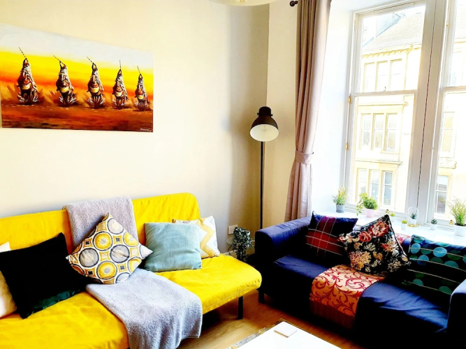 Spacious Home in the Buzzing West End