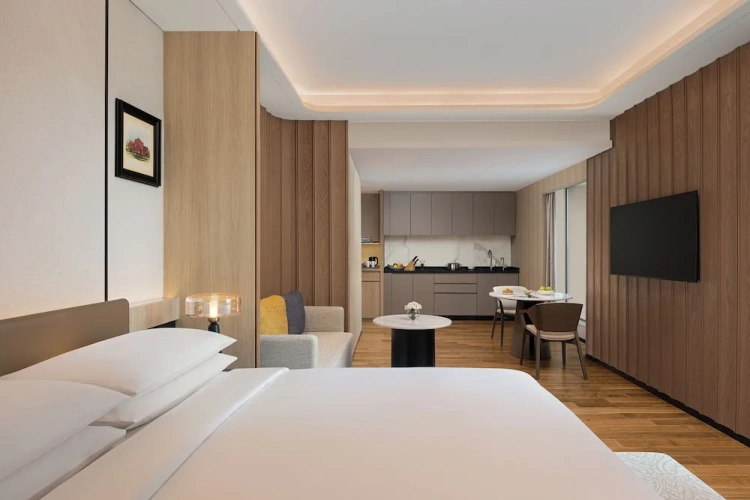 Double Suite
