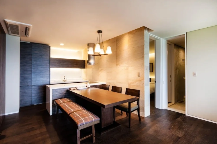 Deluxe Duplex Suite