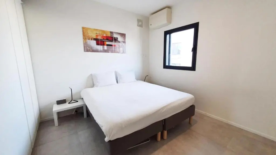 Design 1 Bdr Apartment Beach Side #TL53