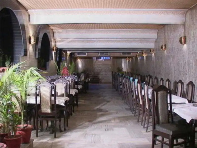 East Lite Hotel