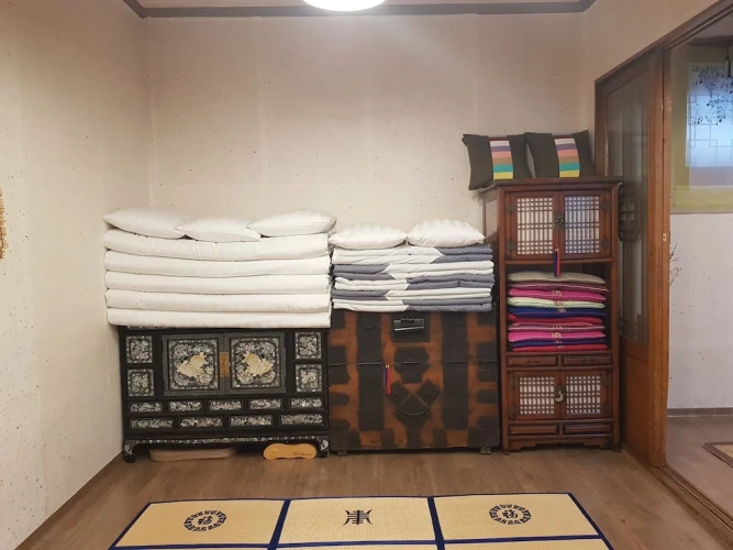 Economy room
