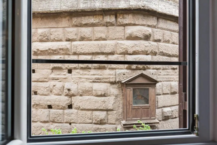 Roman Forum Suite