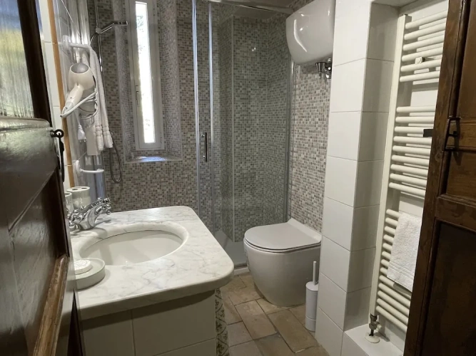 1 Bedroom Standard Apartment with courtyard view