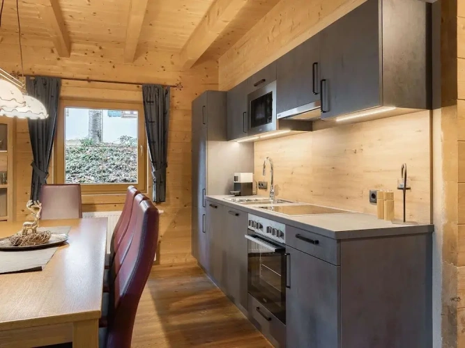 5 Bedrooms Chalet with balcony