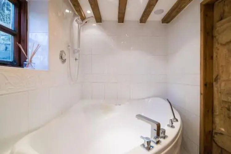 Colourmill cottage