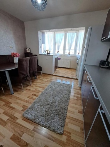3 Bedrooms Apartment