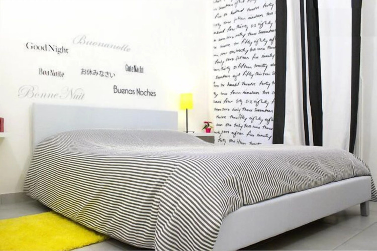 Behouse Naples Room And Breakfast Over view