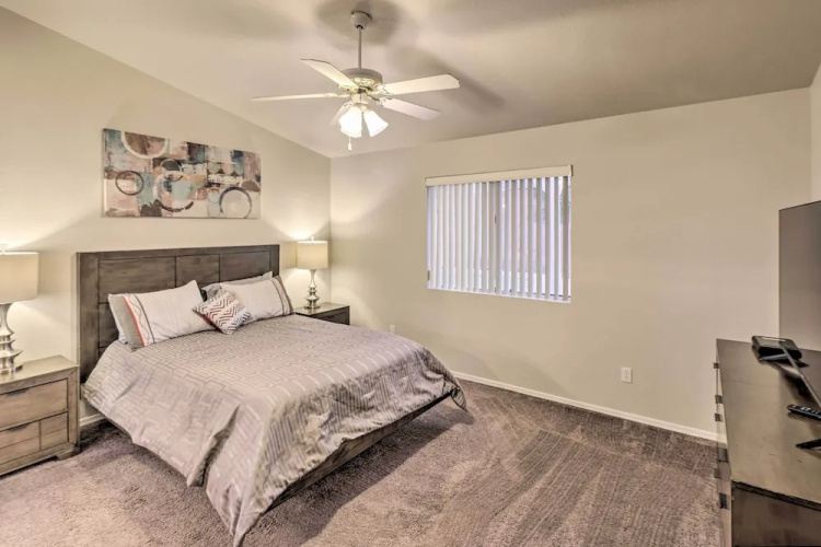 Fort Mohave Home W/ Hot Tub: 4 Mi To Co River! - Laughlin, NV