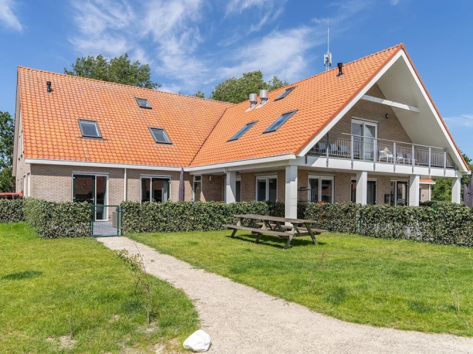 Group Apartment on Ameland by De Vleijen