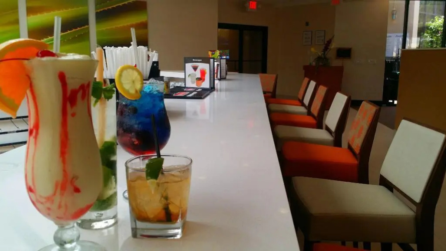Holiday Inn Miami West - Airport Area photo 10
