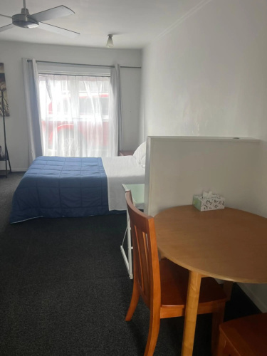 K&R Orewa bed and breakfast