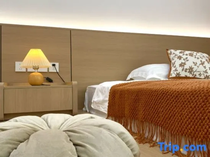 Standard Triple Family room