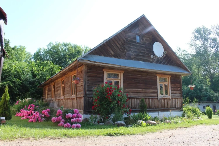 Standard Cottage