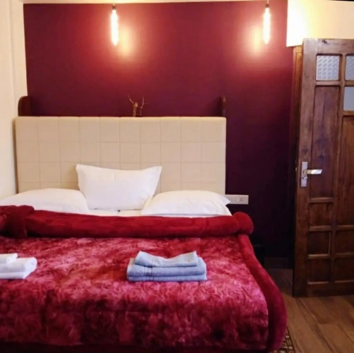 Double Suite
