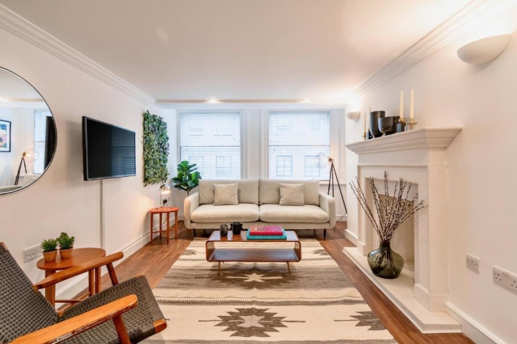 1 Bedroom Apartment