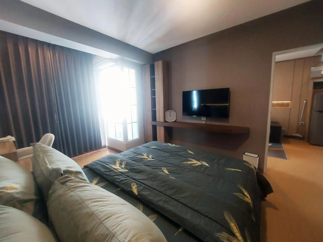 Emerald Apartel
