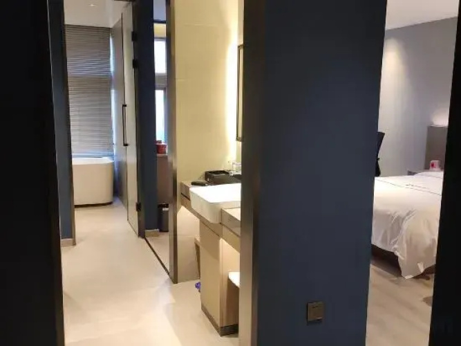 Baina Hotel (Ji'an Railway Station)