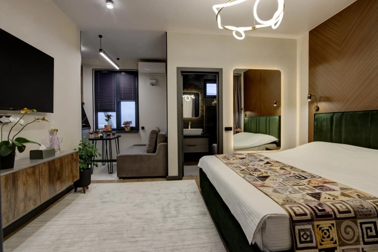 1 Bedroom Double Apartment