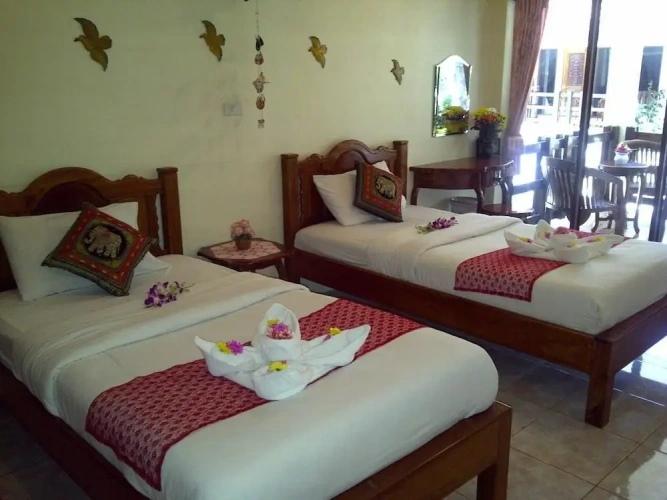 Twin Bungalow with balcony and with sea view