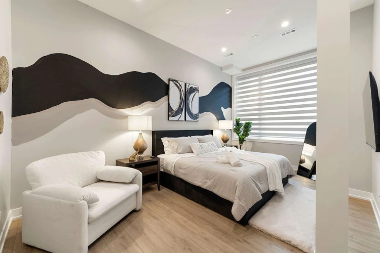 Spacious Bright Modern New Unit in Tri Taylor
