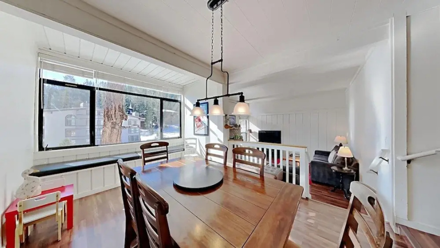 513 2 Bedroom Home