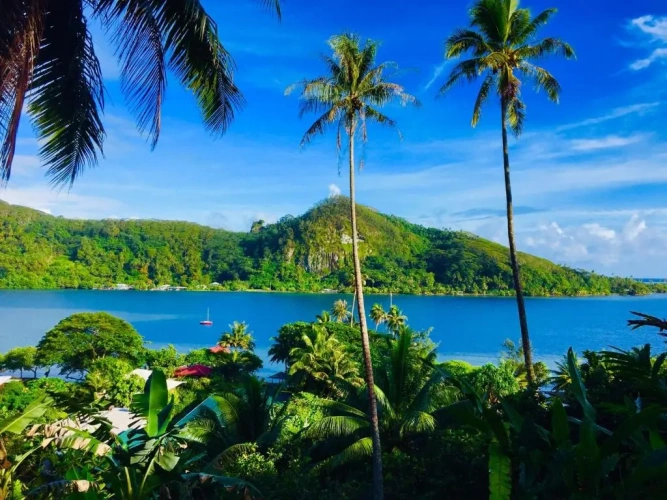 1 Bedroom Bungalow with mountain view