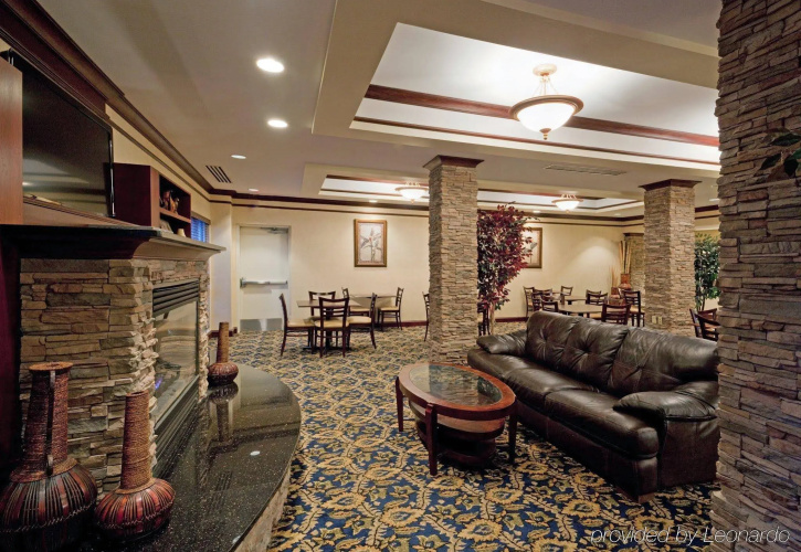 Holiday Inn Express Hotel & Suites Middleboro Raynham by IHG