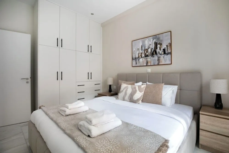 2 Bedrooms Deluxe Apartment with city view