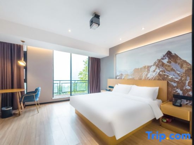 Standard Double room with river view