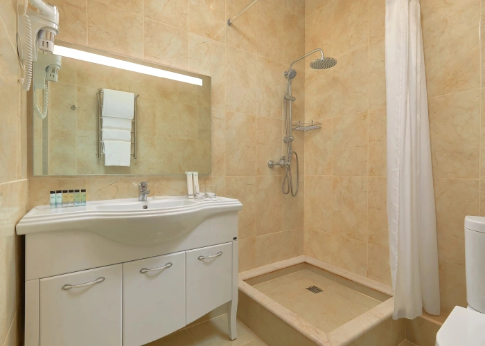 Deluxe Family Double room with balcony and with city view