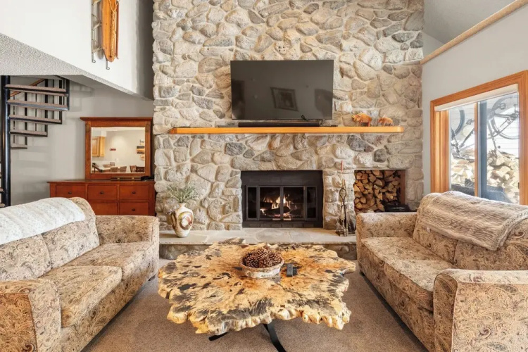 Cinnamon Ridge 1-141