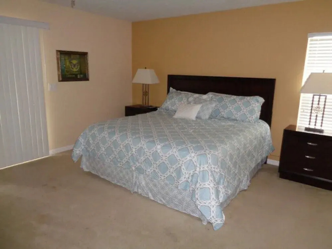 R1 Westhaven 5 bed / 3 Bath