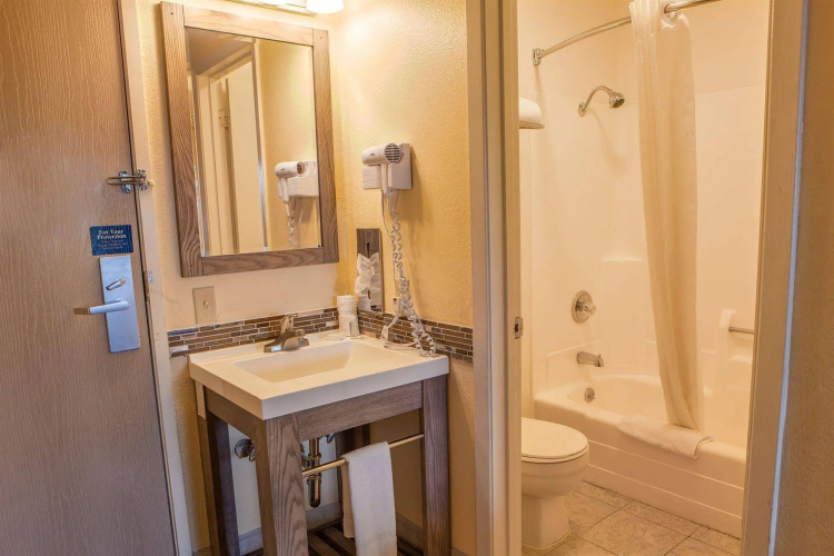 Hotel Focus Sfo photo 11