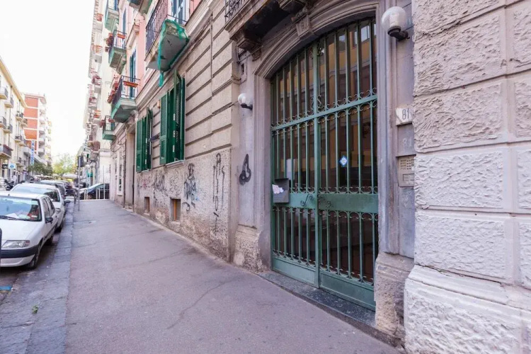 Vomero Rooms by Napoliapartments