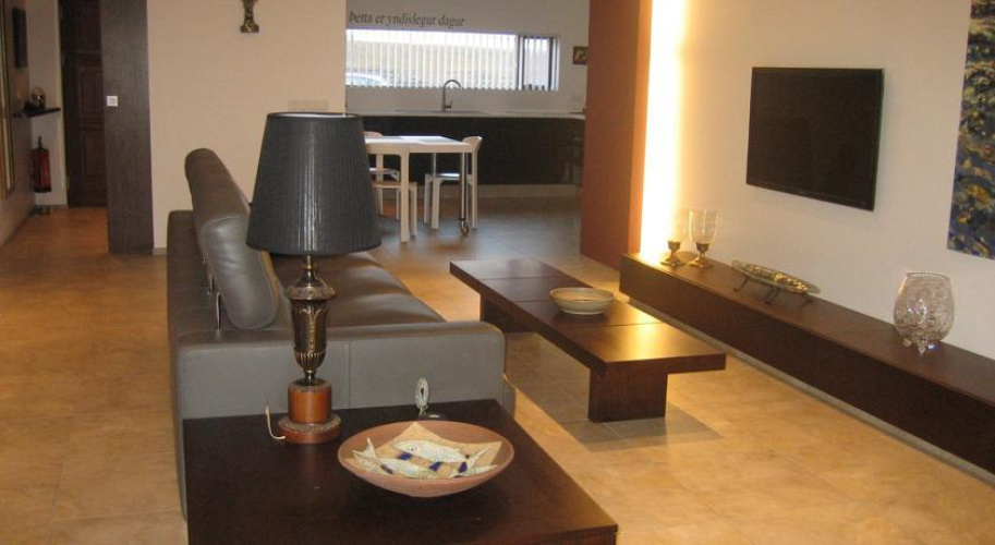 Ace Guesthouse