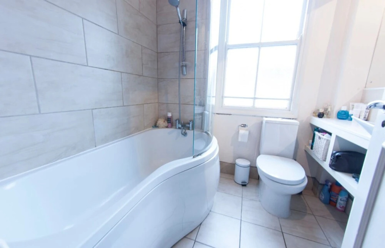 Charming 1-br Upper Holloway Flat For 2
