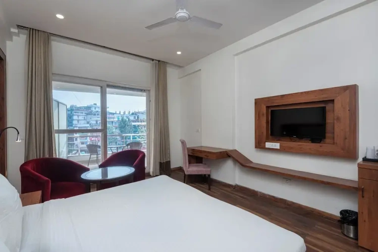 Standard Double Club room