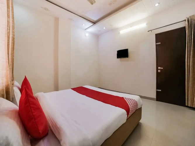 Oyo 37396 Q K Hotel