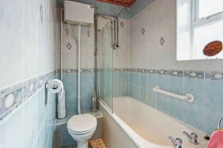 Ideal for a Longer Stay or Contractor, Sleeps 1-4