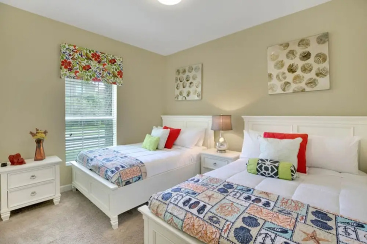 Paradise Palms - 3087 Beach Palm Avenue
