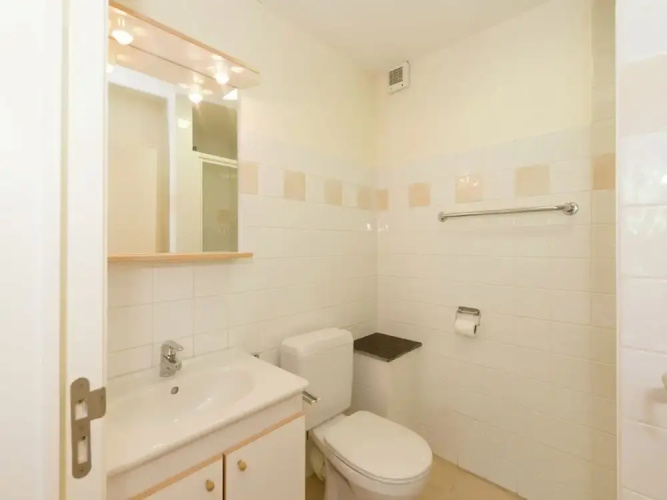 Cottage in Ferrieres With Sauna & Garden