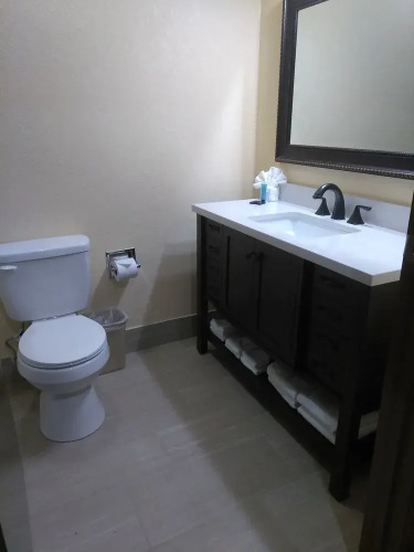 Inn At Expo Square