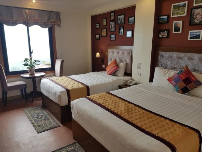 Eden Mountain View Hotel