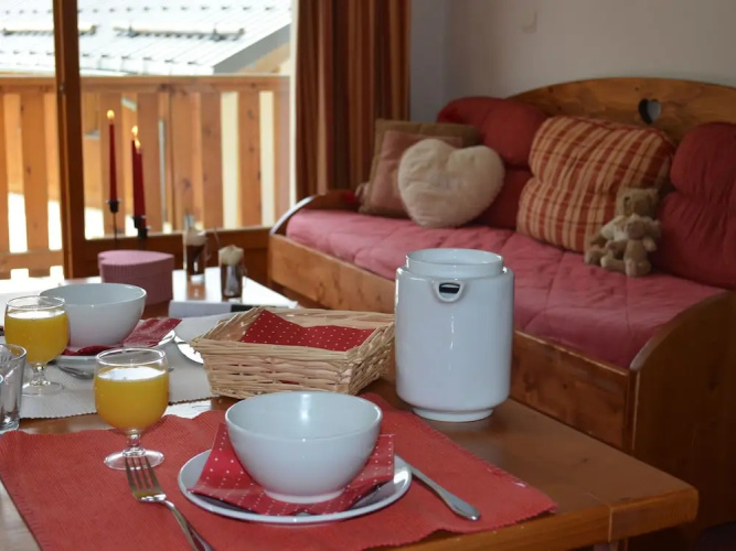 Comfortable studio, located at the ski slopes in Valfréjus