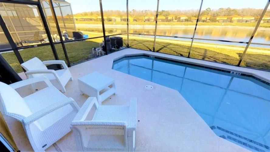 541 Las Fuentes Drive