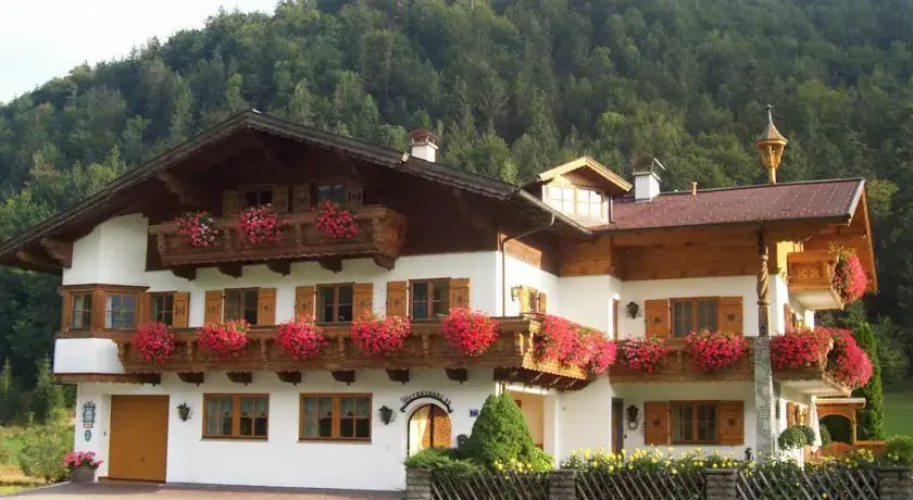 Haus Elfi
