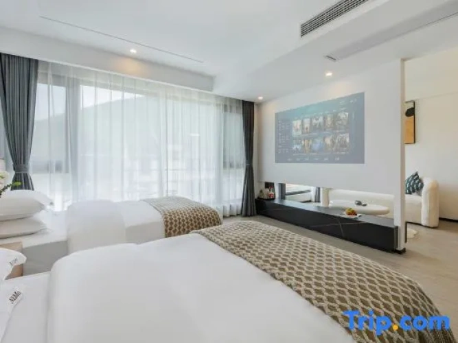 Standard Double Suite